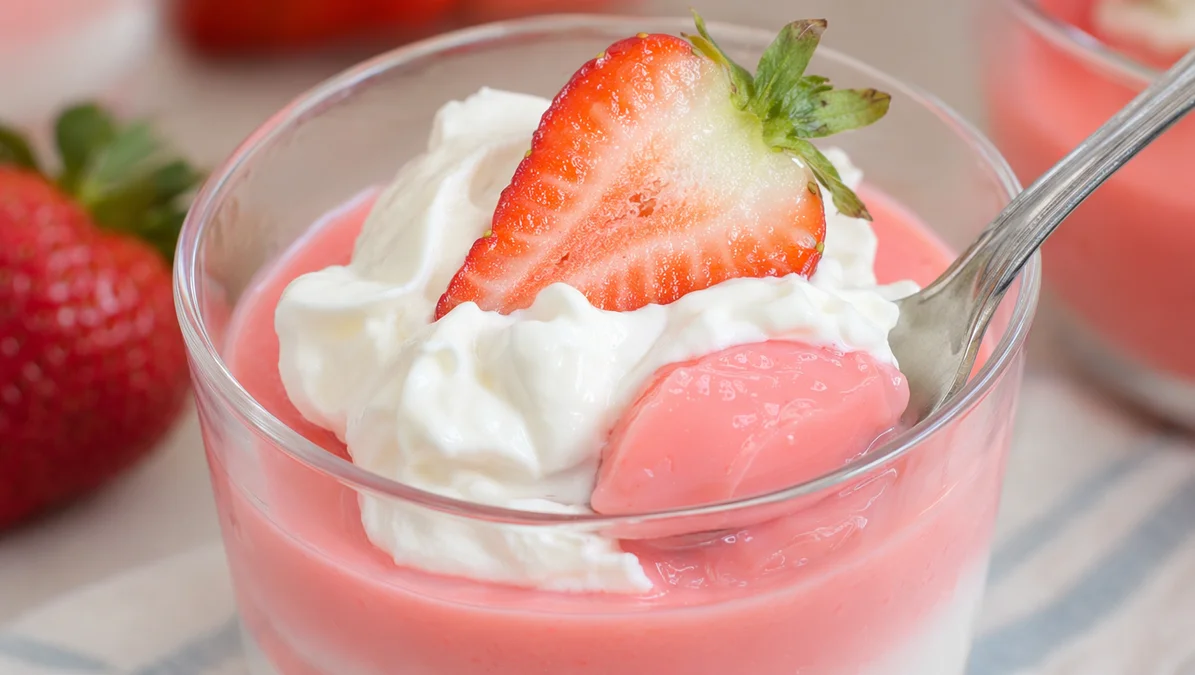 2-Ingredient Greek Yogurt Dessert